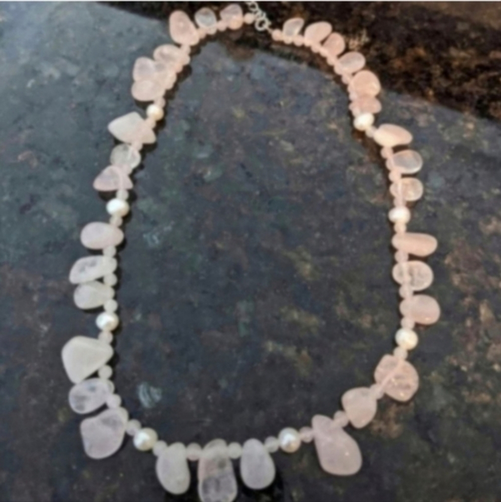 Pale pink Lght Pink Rose Quartz Necklace  👋 FINAL MARKDOWN CLOSET CLOSING